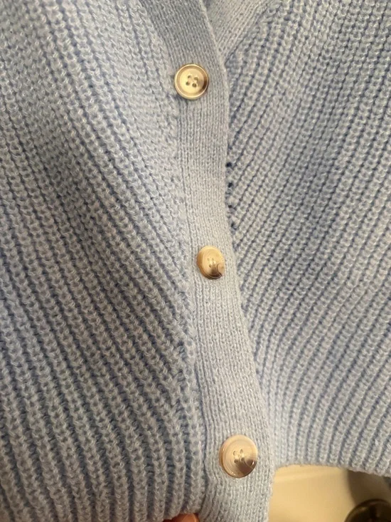 Princess Polly Light Blue Cropped V-Neck Button Cardigan Sweater - Picture 4 of 5